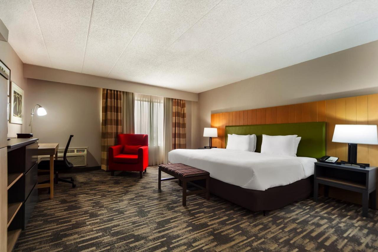 ホテル Wingate By Wyndham Lincoln Airport East エクステリア 写真