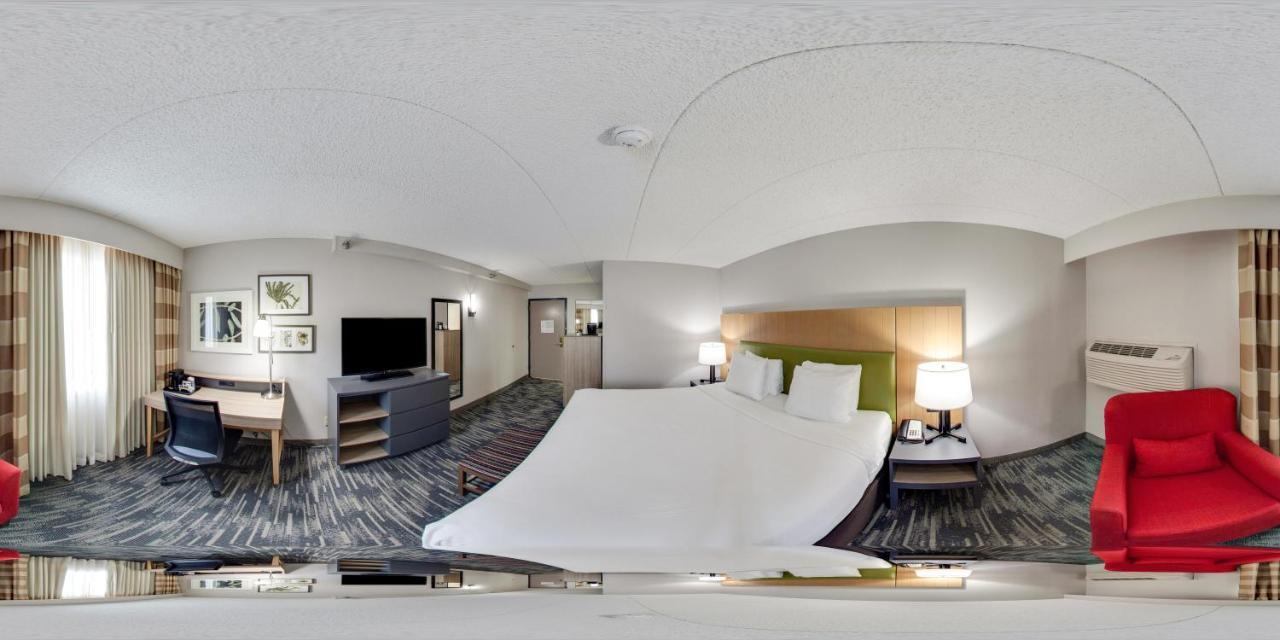 ホテル Wingate By Wyndham Lincoln Airport East エクステリア 写真