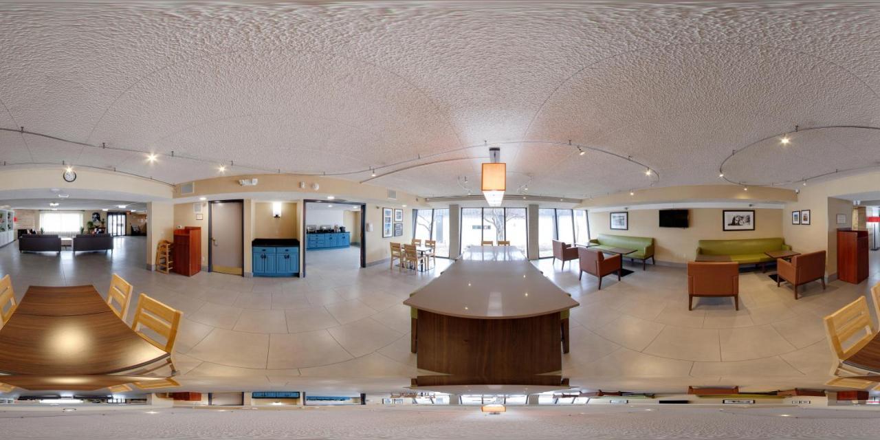 ホテル Wingate By Wyndham Lincoln Airport East エクステリア 写真