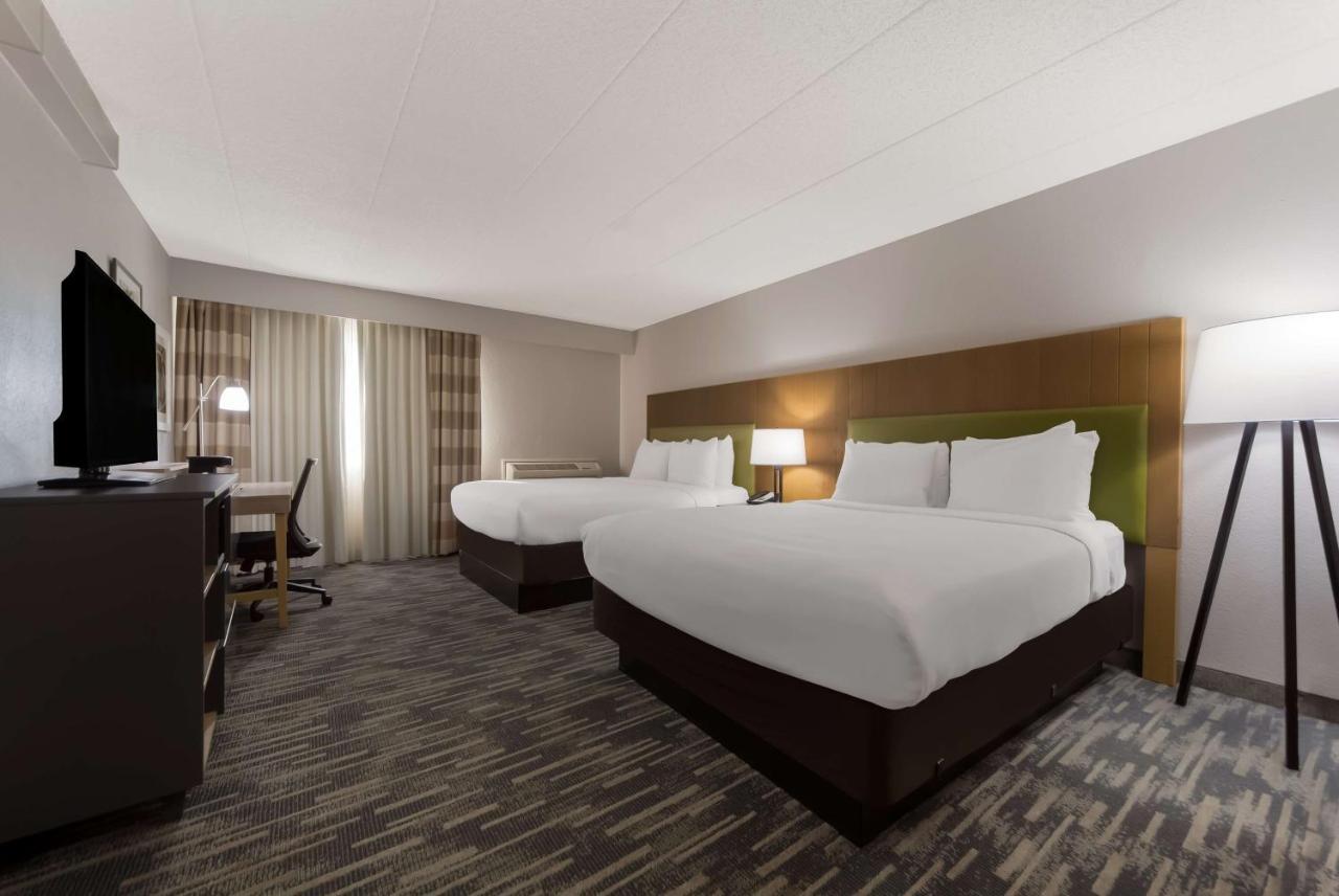 ホテル Wingate By Wyndham Lincoln Airport East エクステリア 写真